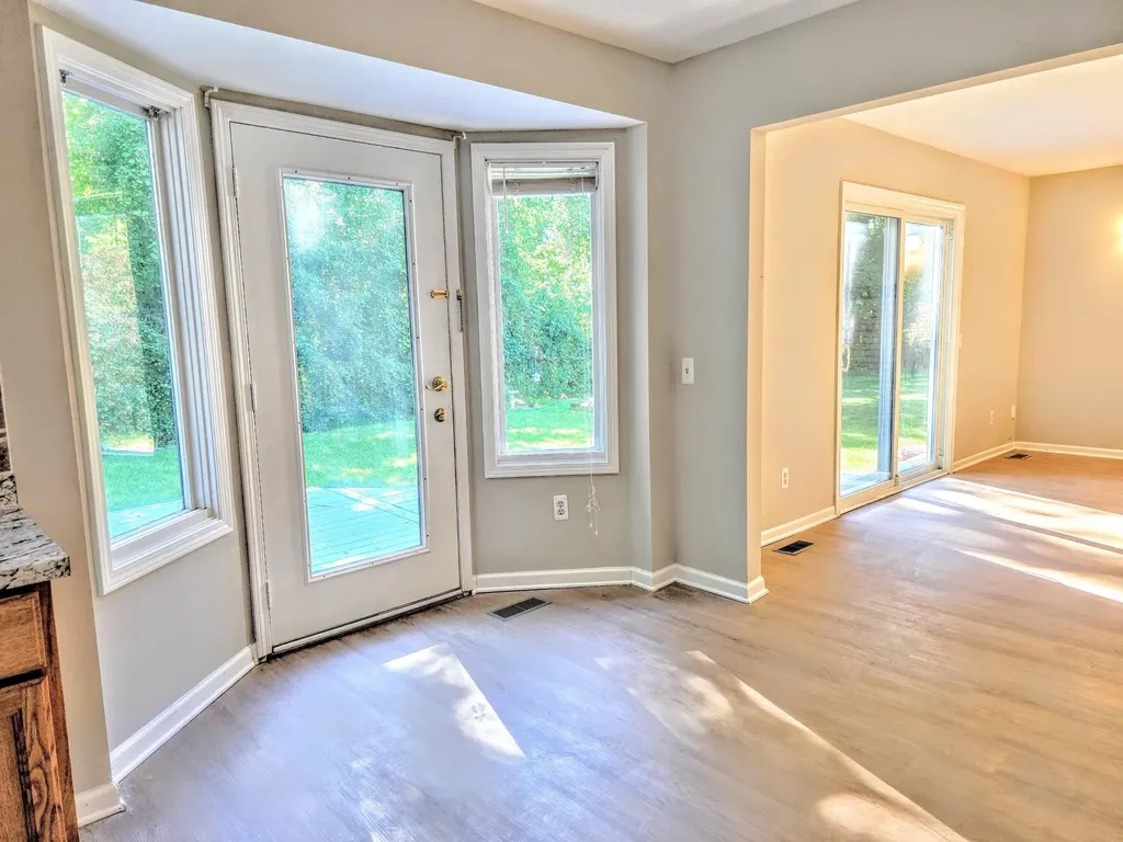 7023 Foxcreek Drive Canton Charter Township MI 48187