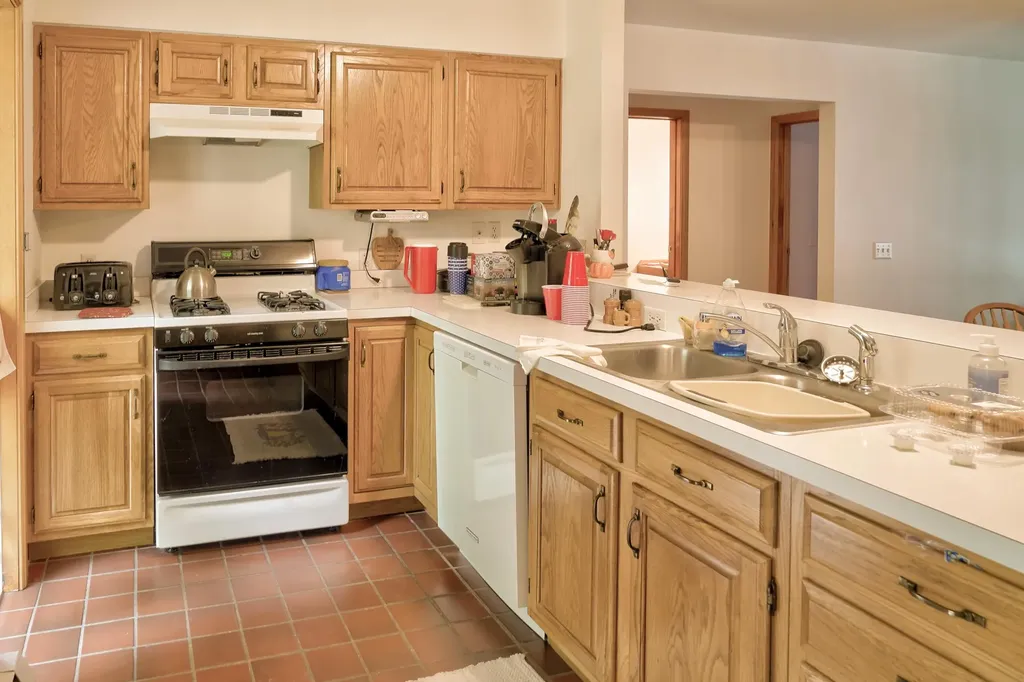 3929 Bay Valley Drive Unknown City MI 49690