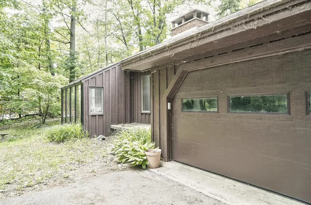3929 Bay Valley Drive Unknown City MI 49690