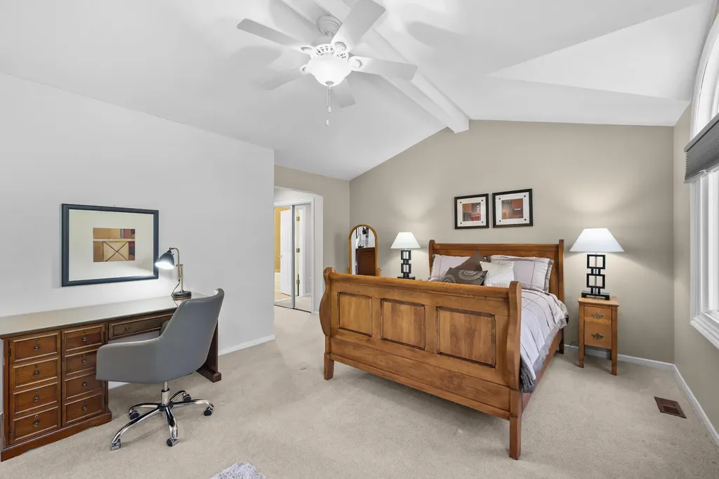 2119 Rochelle Park Drive Rochester Hills City MI 48309