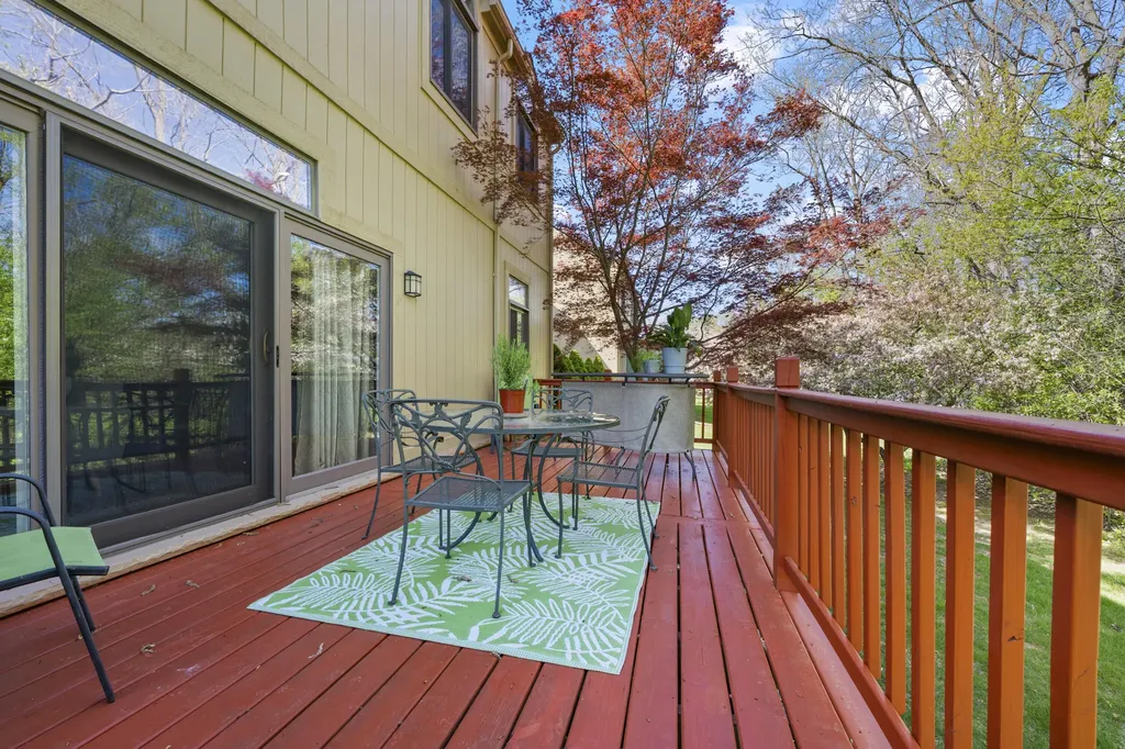 2119 Rochelle Park Drive Rochester Hills City MI 48309
