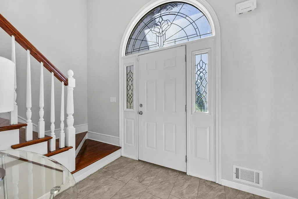 2119 Rochelle Park Drive Rochester Hills City MI 48309