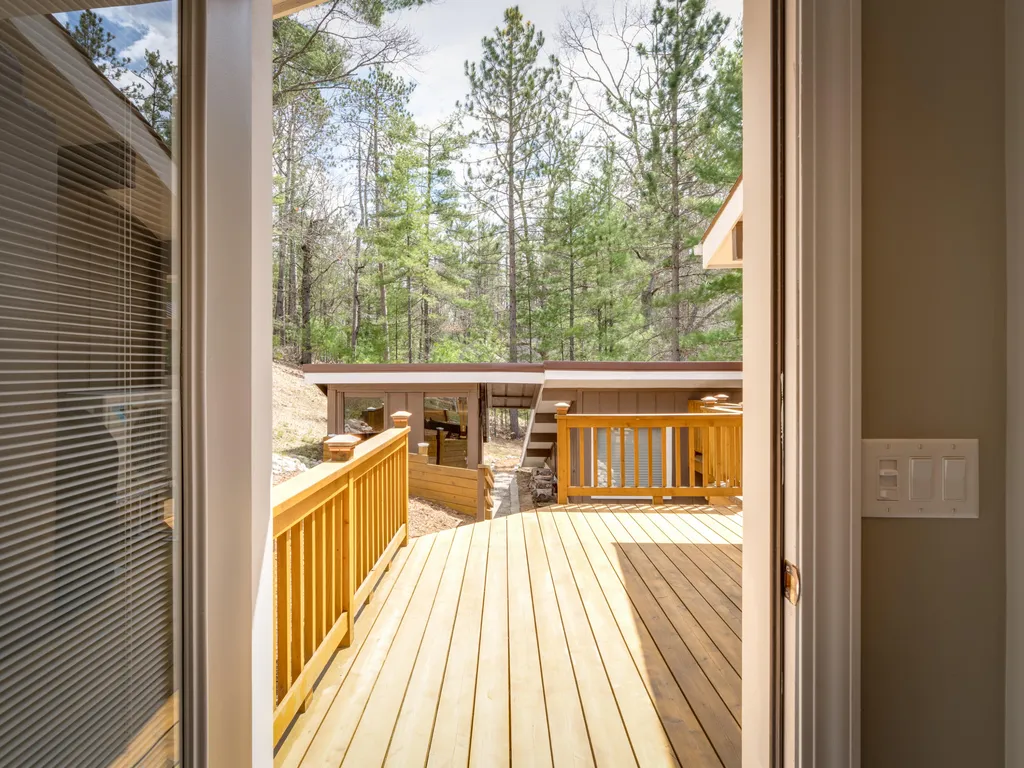 8838 Lakeshore Trail Montmorency Township MI 49709