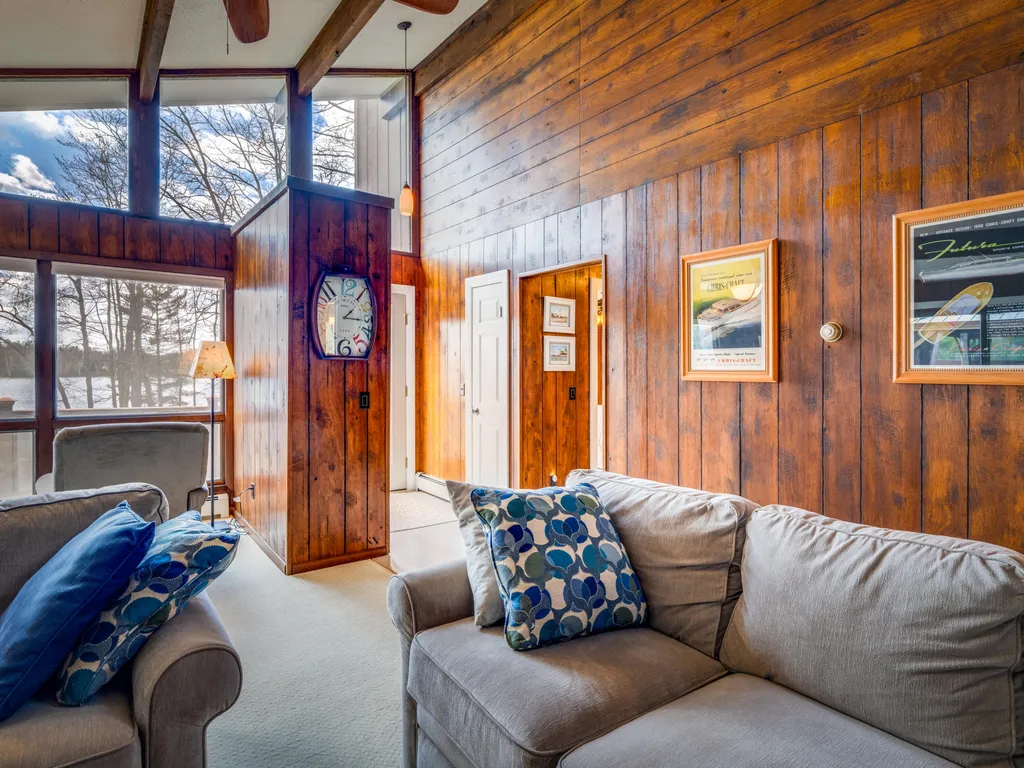8838 Lakeshore Trail Montmorency Township MI 49709