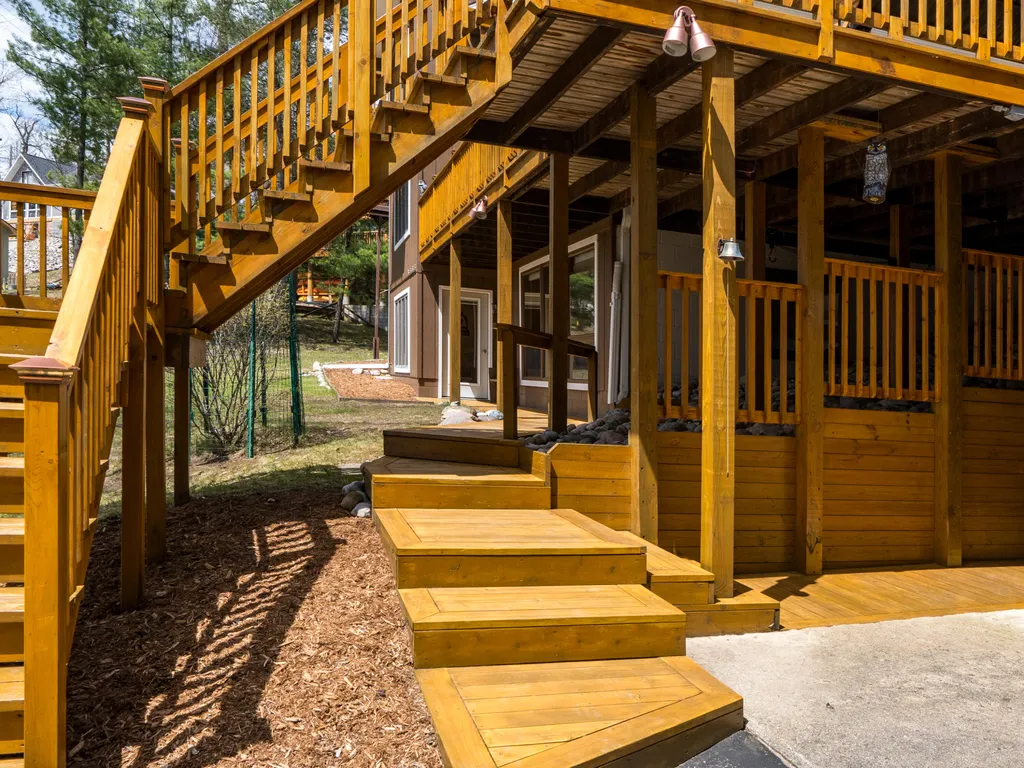 8838 Lakeshore Trail Montmorency Township MI 49709