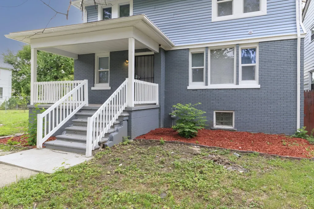 120 Woodland Street Detroit City MI 48202