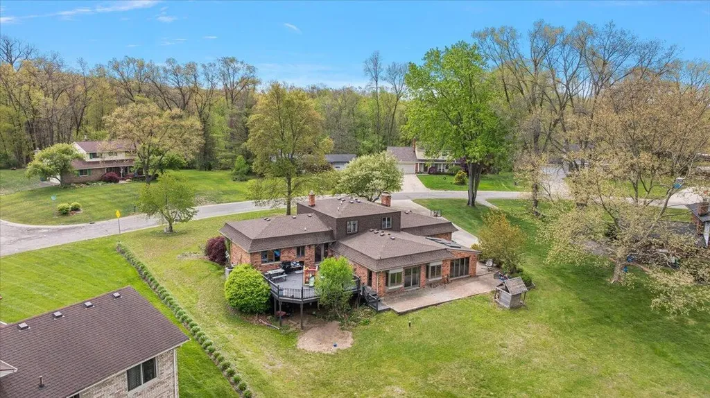 6079 Venice Drive Commerce Charter Township MI 48382