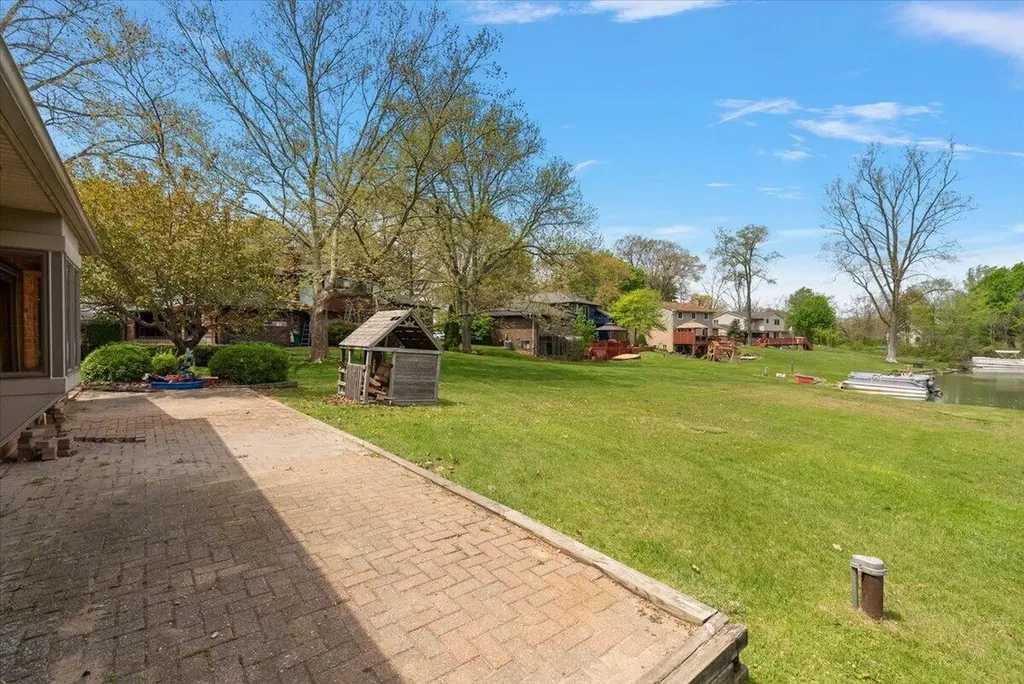 6079 Venice Drive Commerce Charter Township MI 48382