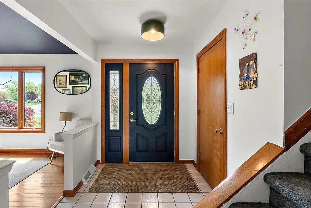 6079 Venice Drive Commerce Charter Township MI 48382