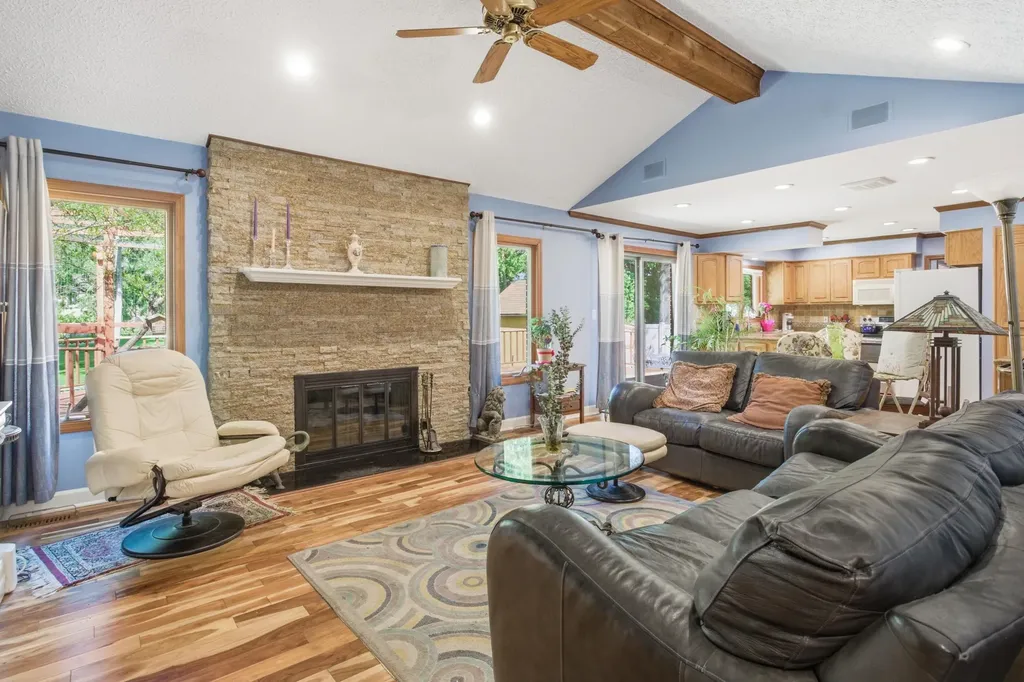 48797 Lansdowne Court Shelby Charter Township MI 48317