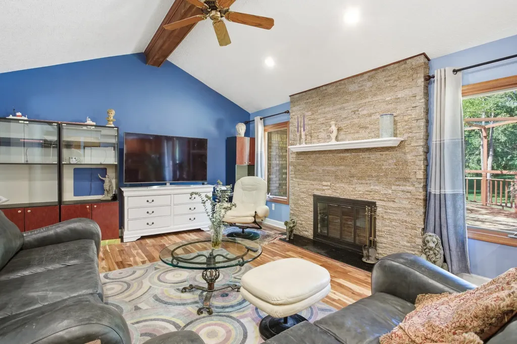 48797 Lansdowne Court Shelby Charter Township MI 48317