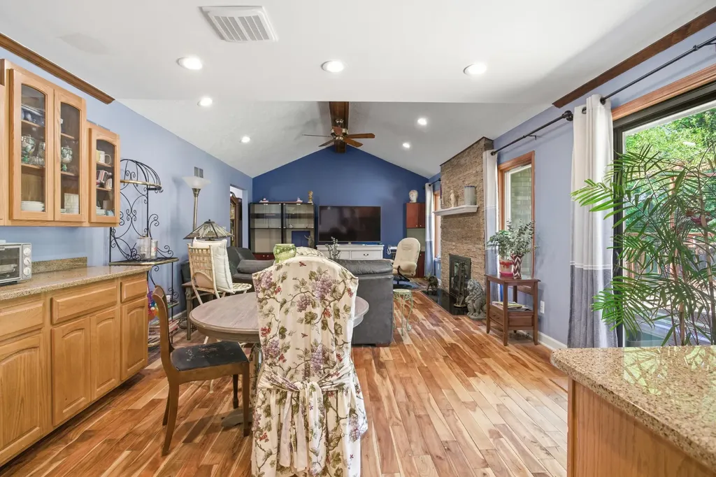 48797 Lansdowne Court Shelby Charter Township MI 48317