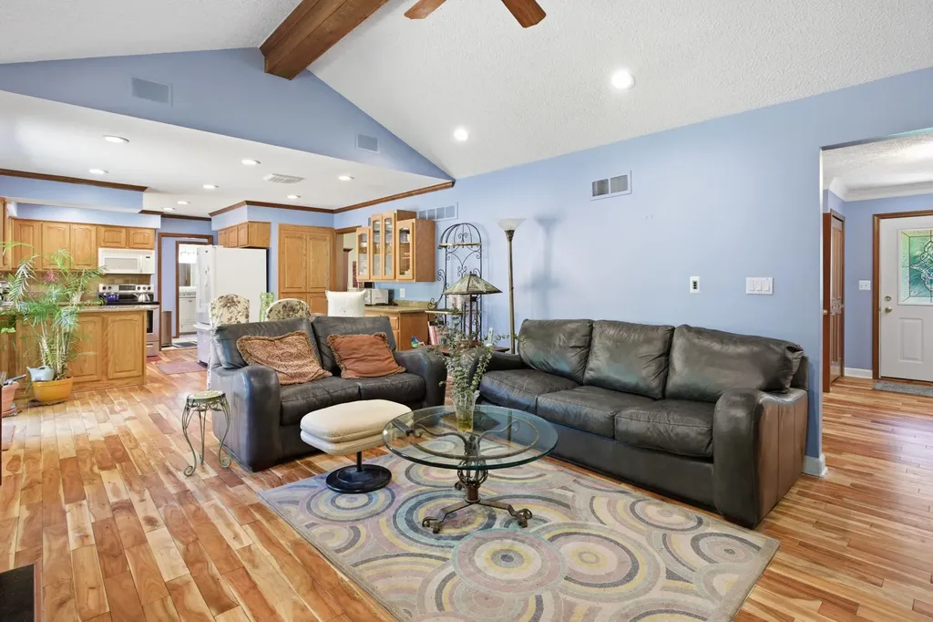 48797 Lansdowne Court Shelby Charter Township MI 48317