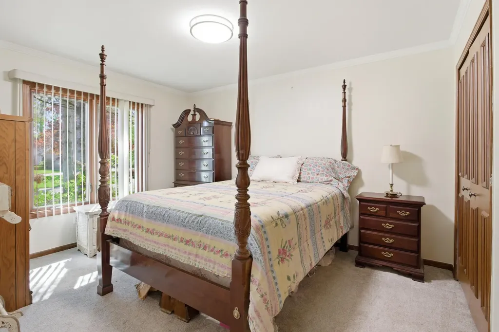 48797 Lansdowne Court Shelby Charter Township MI 48317