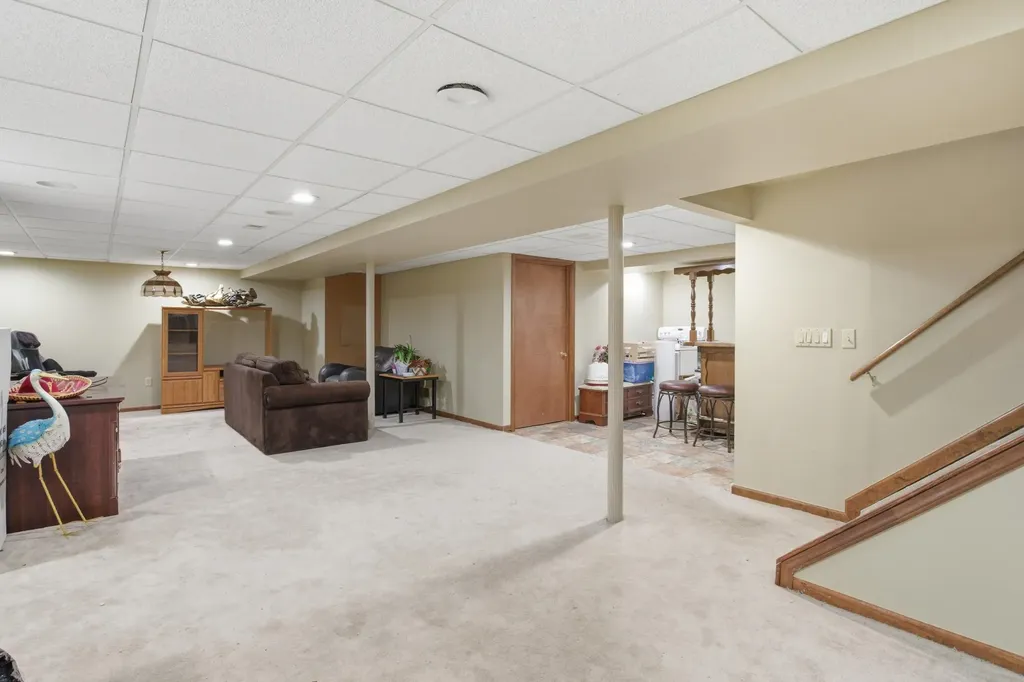 48797 Lansdowne Court Shelby Charter Township MI 48317
