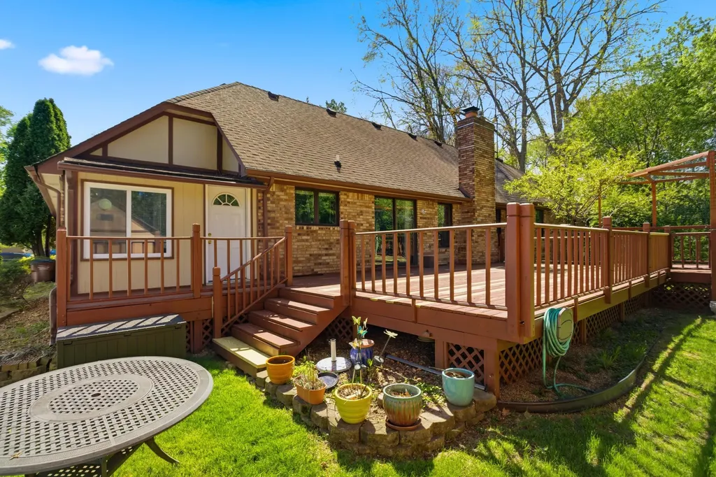 48797 Lansdowne Court Shelby Charter Township MI 48317