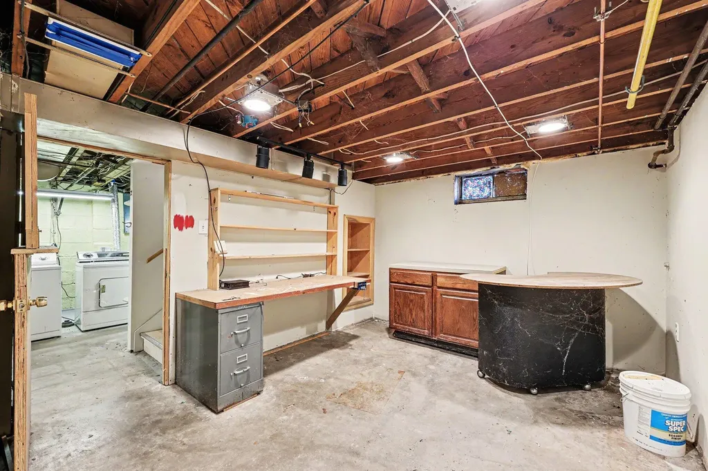17241 Beech Daly Road Redford Charter Township MI 48240