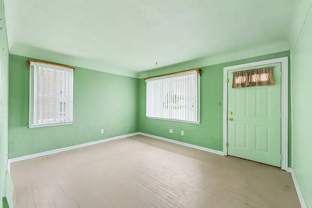 17241 Beech Daly Road Redford Charter Township MI 48240