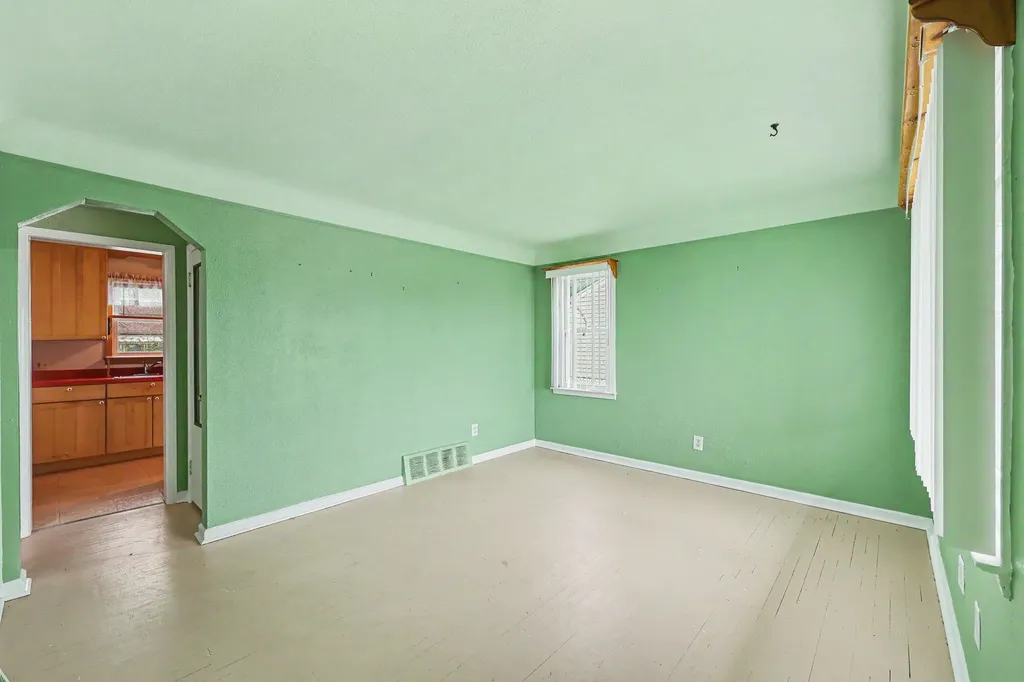 17241 Beech Daly Road Redford Charter Township MI 48240
