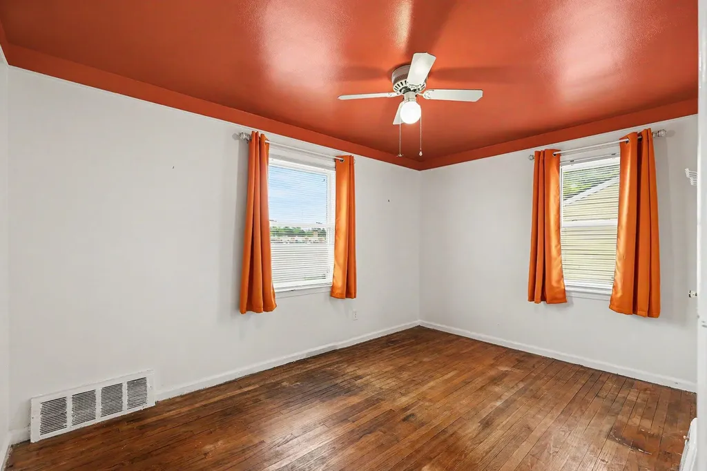 17241 Beech Daly Road Redford Charter Township MI 48240