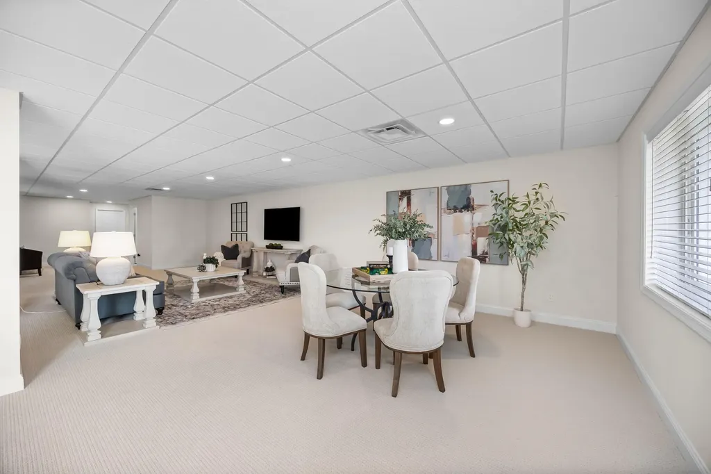 3247 Brackley Drive Ann Arbor City MI 48105