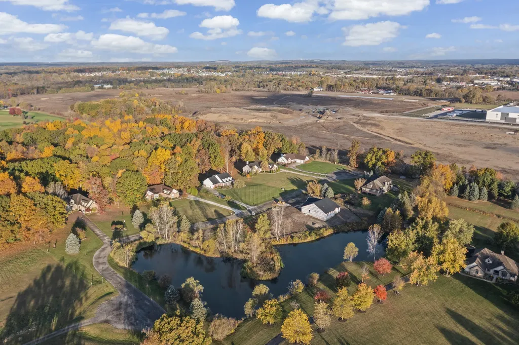 28510 Coyote Court Lyon Charter Township MI 48165