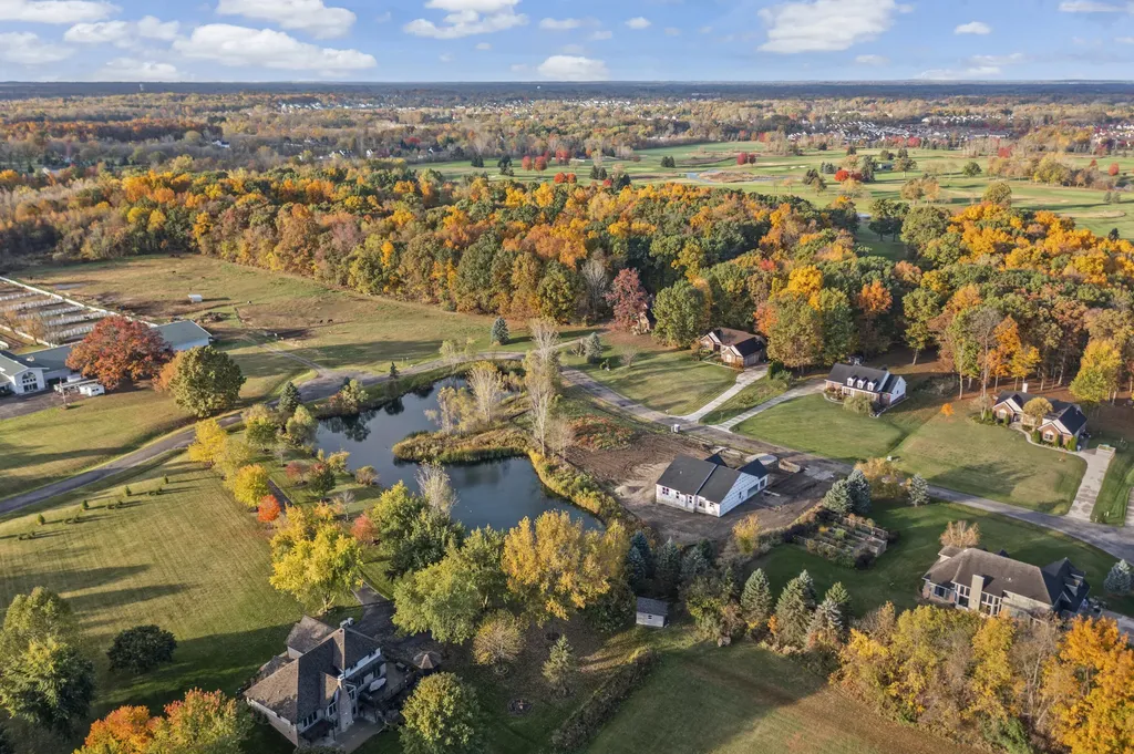 28510 Coyote Court Lyon Charter Township MI 48165