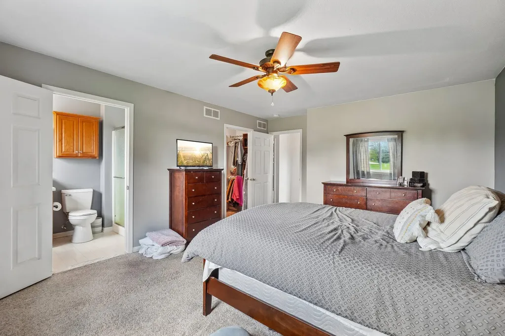 9001 N Pheasant Ridge York Charter Township MI 48176