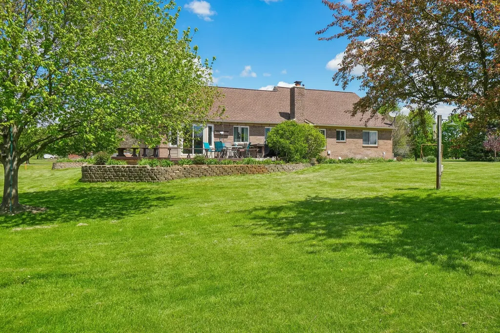 9001 N Pheasant Ridge York Charter Township MI 48176