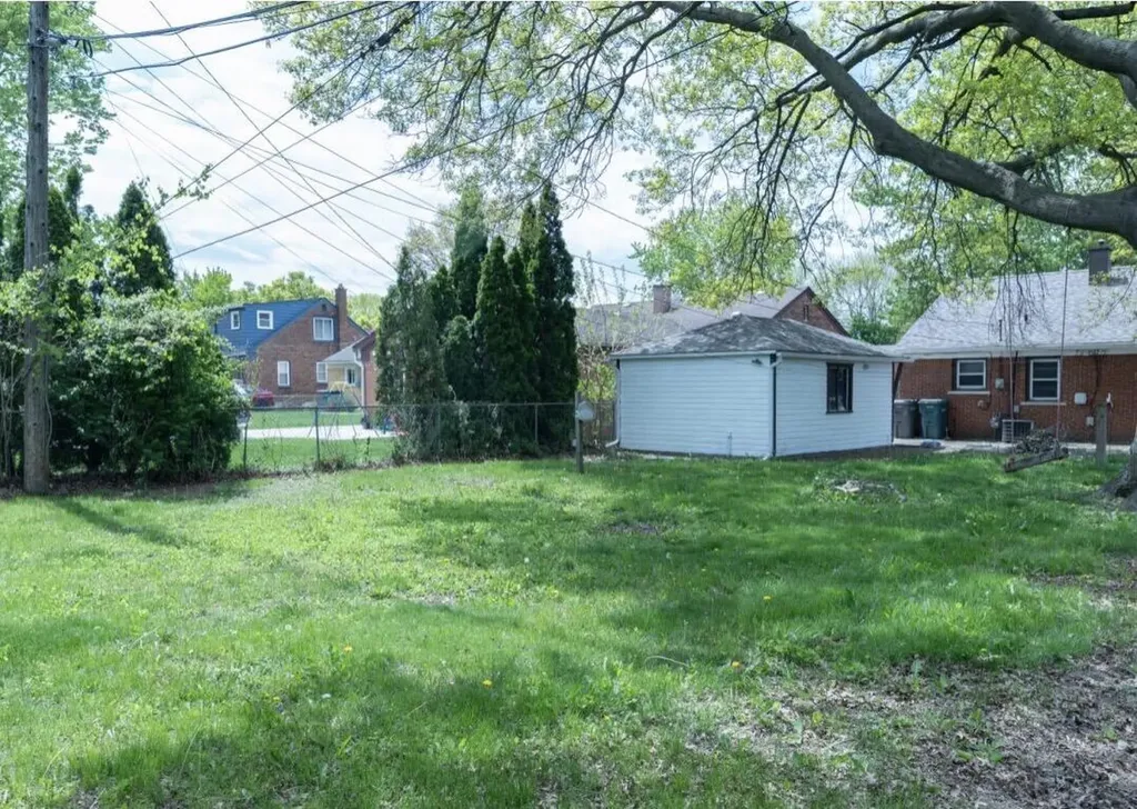 3525 Syracuse Street Dearborn City MI 48124