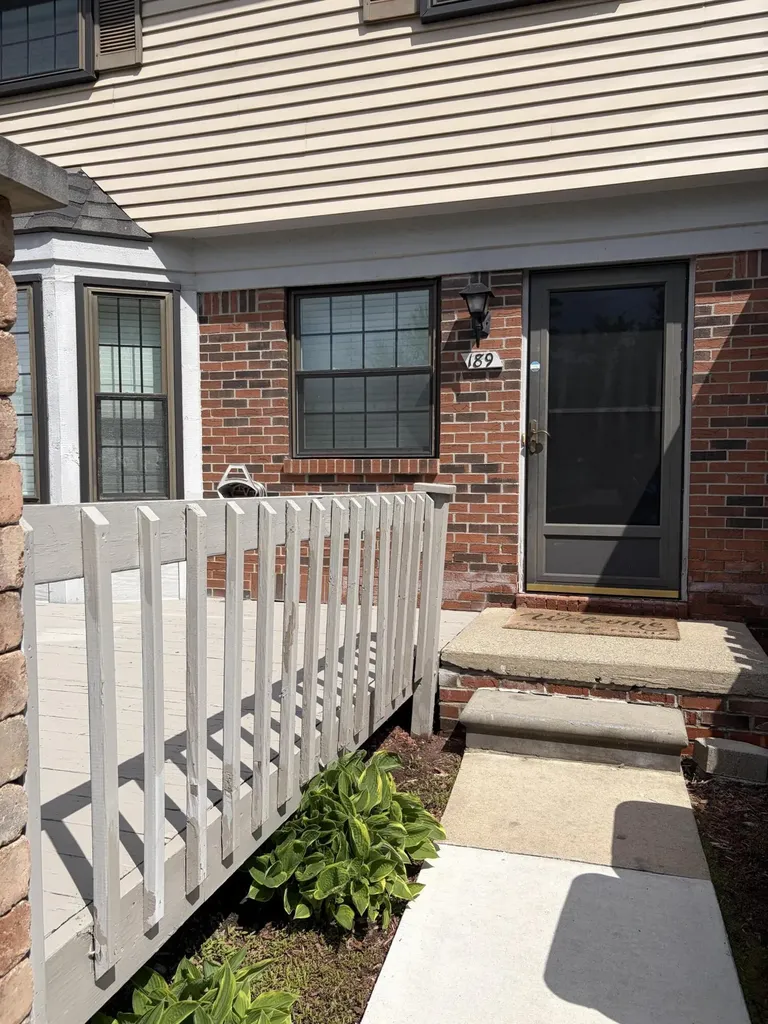 43419 Arbor Way W Canton Charter Township MI 48188