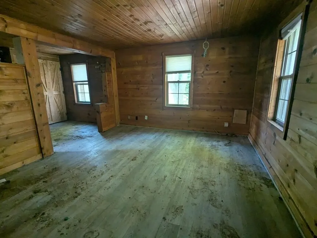 8836 Williams Road Dewitt Charter Township MI 48820