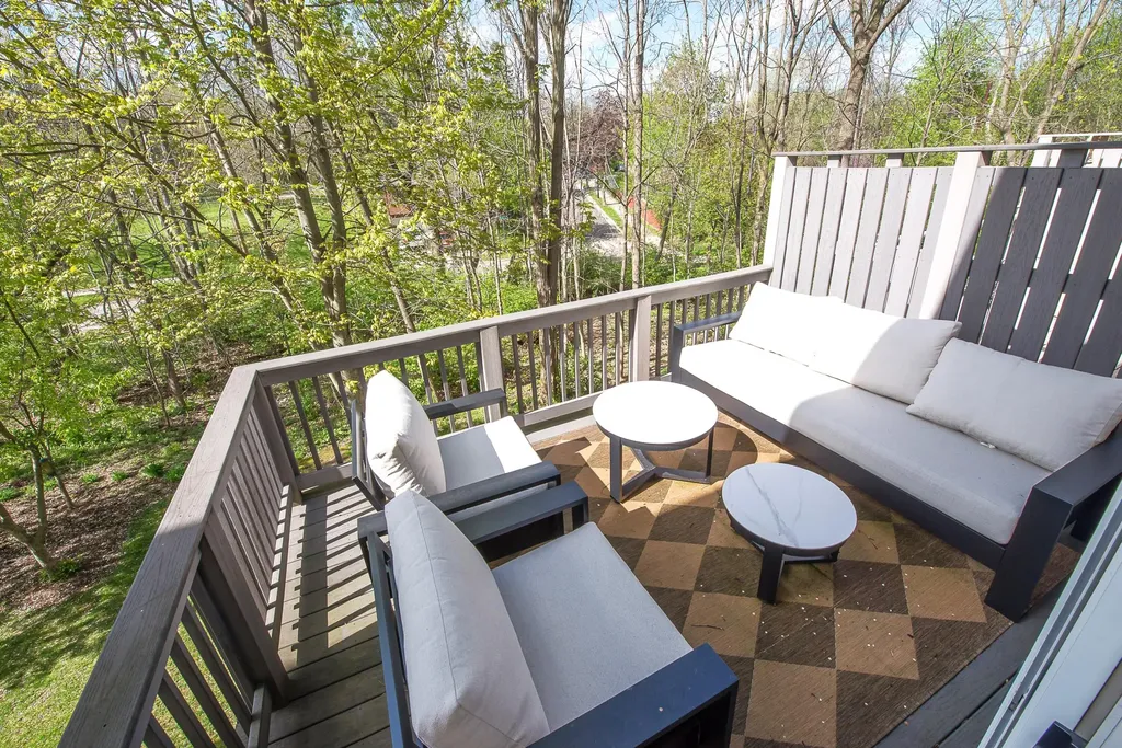 2072 Liberty Heights Ann Arbor City MI 48103