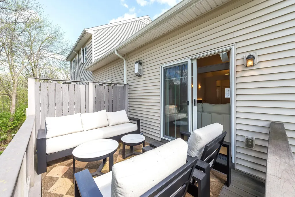 2072 Liberty Heights Ann Arbor City MI 48103