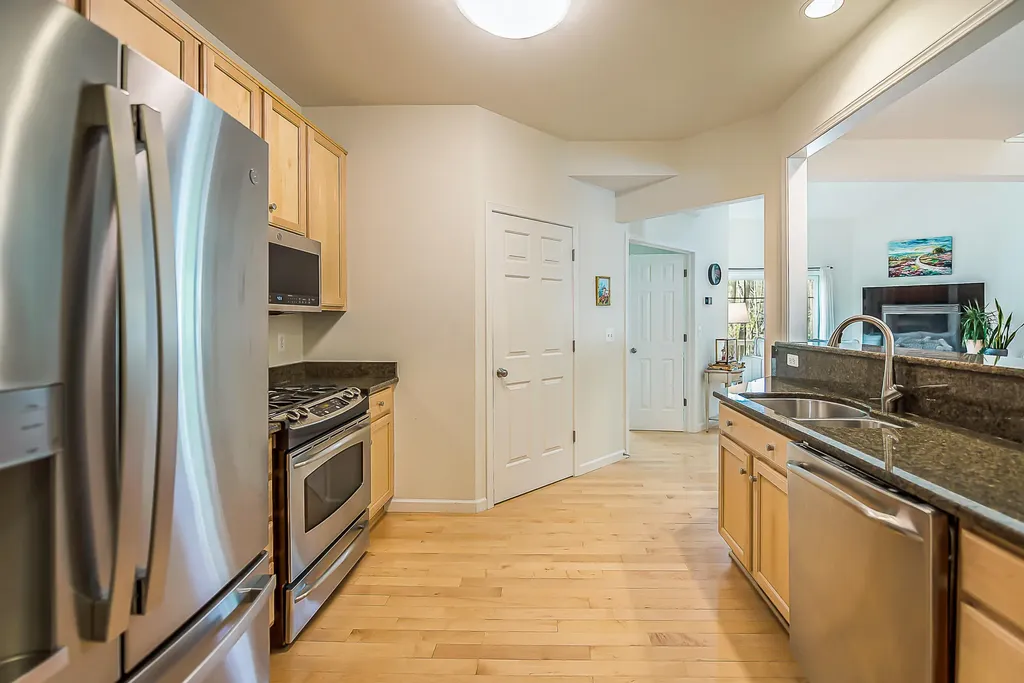 2072 Liberty Heights Ann Arbor City MI 48103