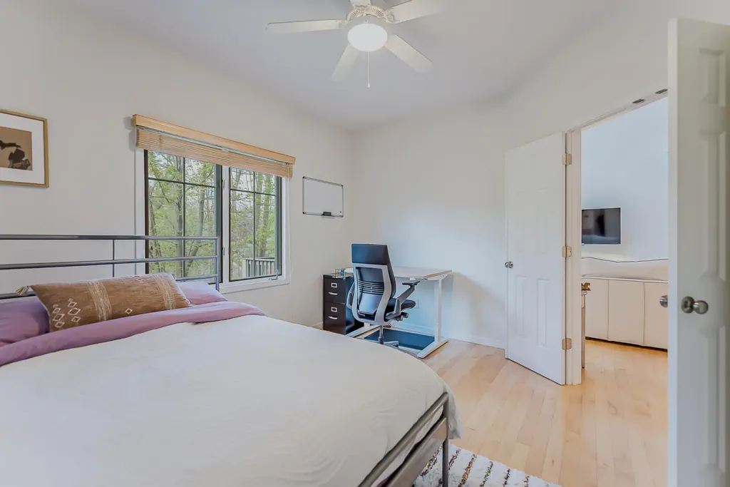 2072 Liberty Heights Ann Arbor City MI 48103