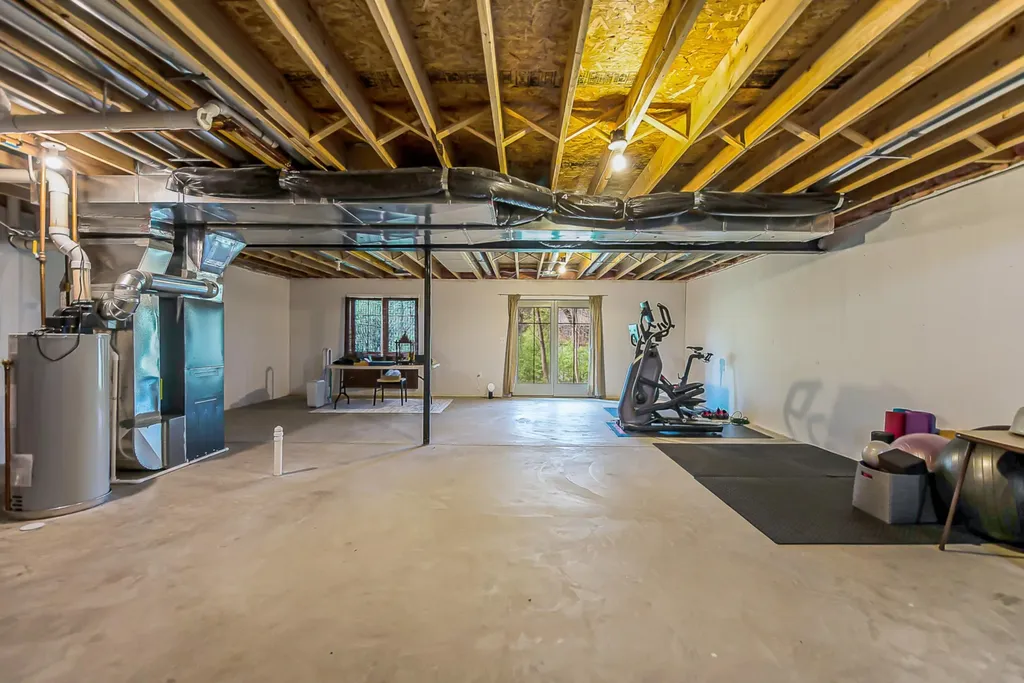 2072 Liberty Heights Ann Arbor City MI 48103