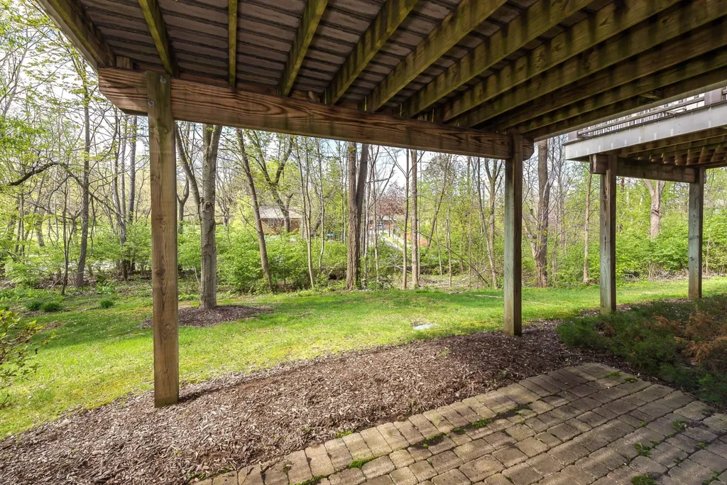 2072 Liberty Heights Ann Arbor City MI 48103