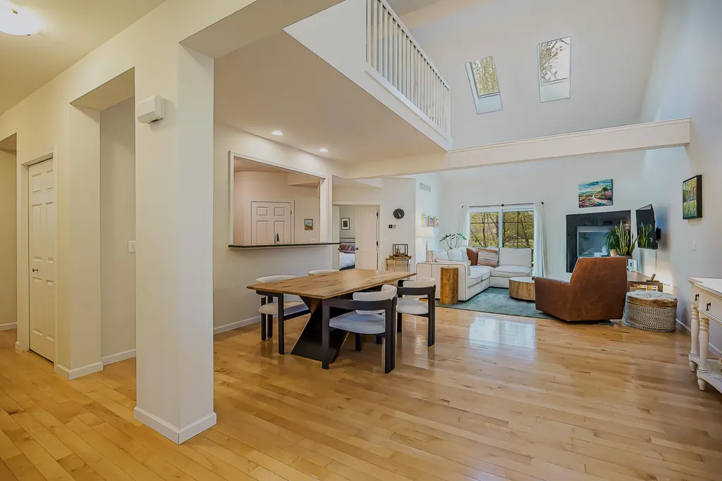 2072 Liberty Heights Ann Arbor City MI 48103