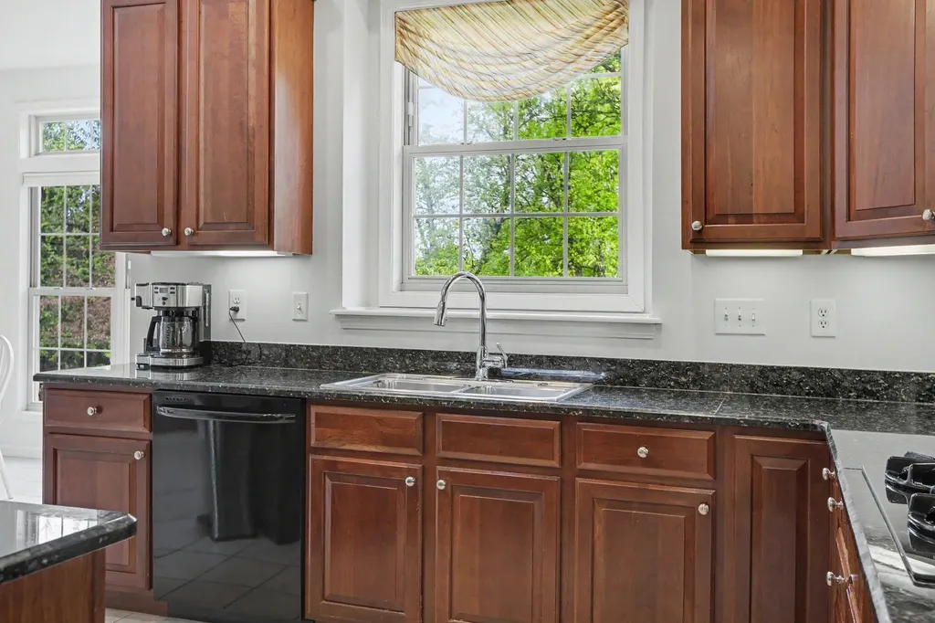 1447 Bicentennial Parkway Pittsfield Charter Township MI 48108