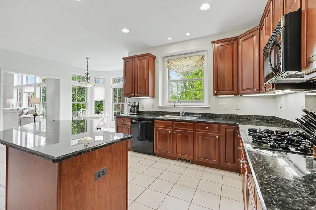1447 Bicentennial Parkway Pittsfield Charter Township MI 48108
