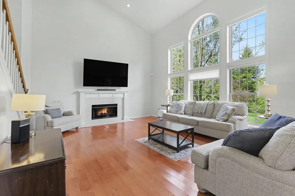 1447 Bicentennial Parkway Pittsfield Charter Township MI 48108