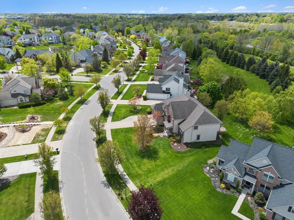 1447 Bicentennial Parkway Pittsfield Charter Township MI 48108