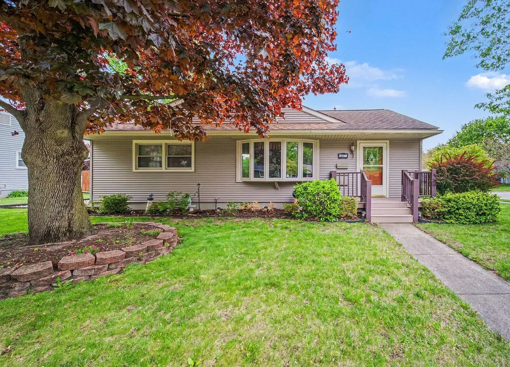 457 Everett Street Milan City MI 48160