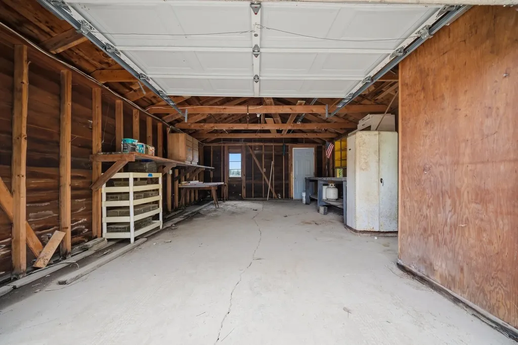 1196 Lakeview Drive Napoleon Township MI 49230