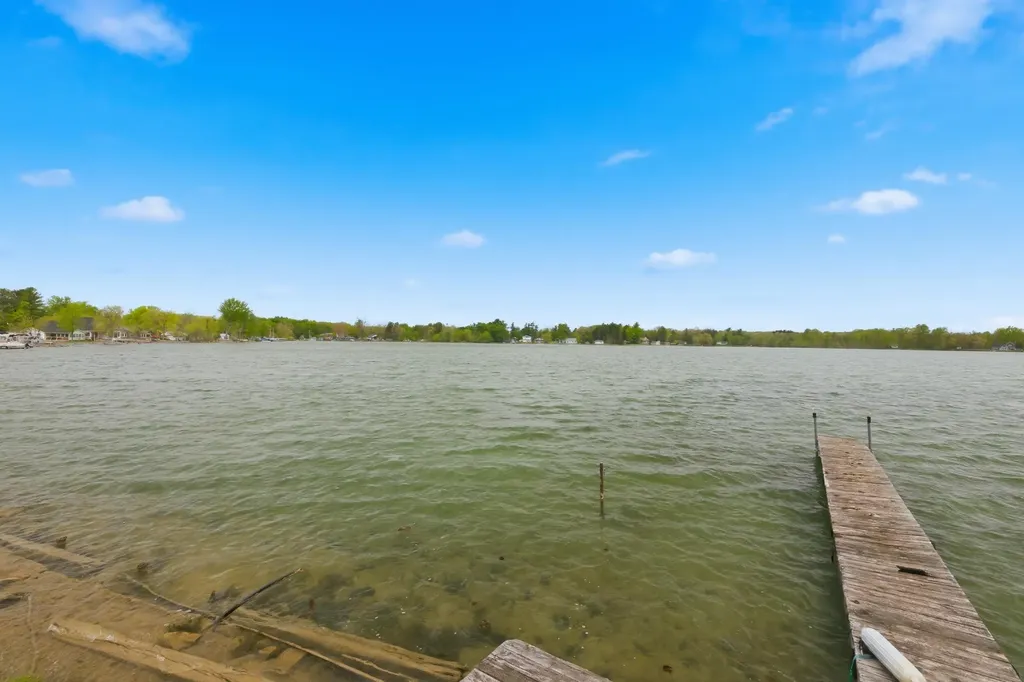 1196 Lakeview Drive Napoleon Township MI 49230