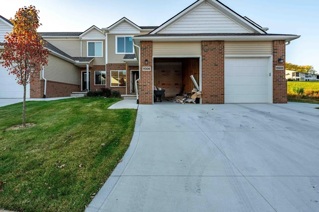 11306 Woodruff Lake Drive Brighton Township MI 48116
