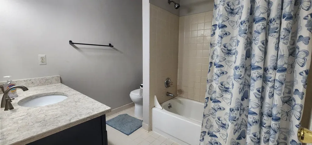 24264 Bashian Drive Novi City MI 48375