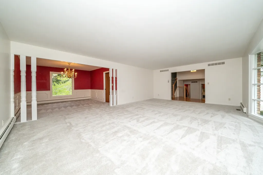 34150 Hunters Row Farmington Hills City MI 48331