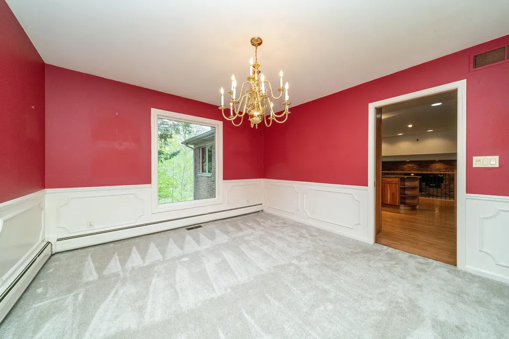 34150 Hunters Row Farmington Hills City MI 48331